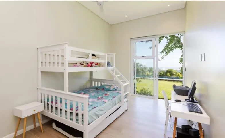 Beautiful Camps Bay Oasis For Family Fun Villa Cape Town