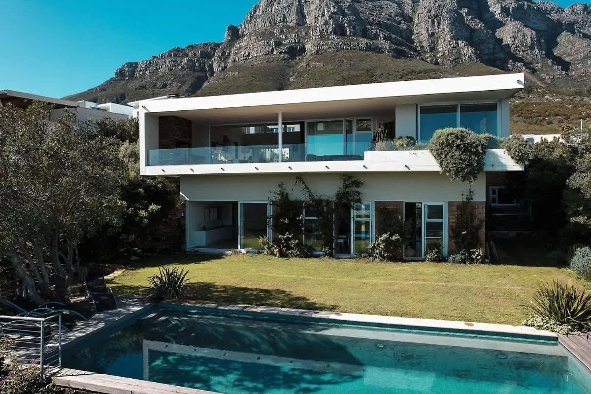 Beautiful Camps Bay Oasis For Family Fun Villa Cape Town