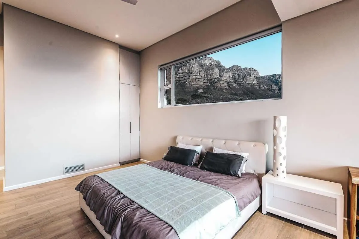 Beautiful Camps Bay Oasis For Family Fun Villa Cape Town 0*,  South Africa